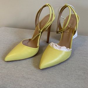 Gibellieri 36.5 Butter Yellow Pumps NWT